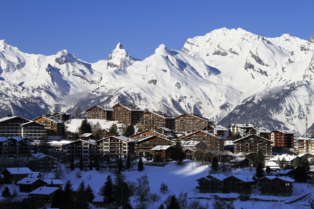 skidorp Nendaz in skigebied Les Quattre Vallées Zwitserland