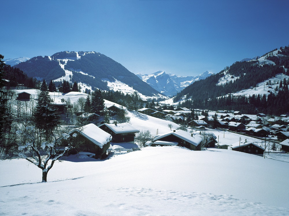 Het skigebied van Gstaad in Zwitserland