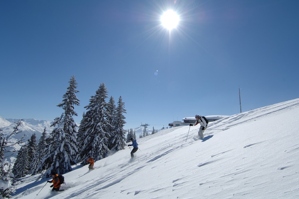skivakantie in Gstaad Mountain Rides in Oostenrijk